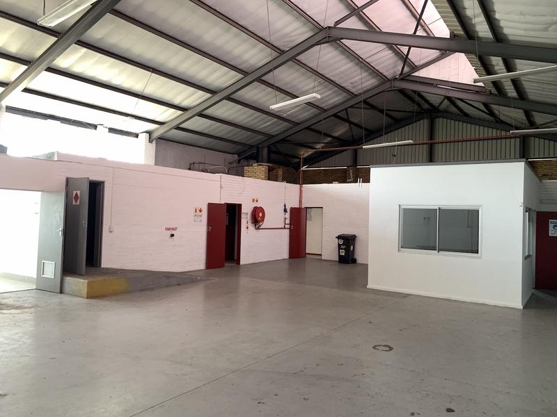 To Let commercial Property for Rent in Maitland Western Cape